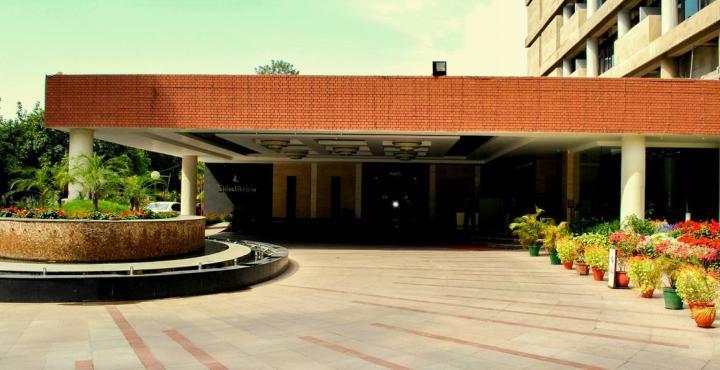 Hotel Shivalikview Chandigarh Ngoại thất bức ảnh
