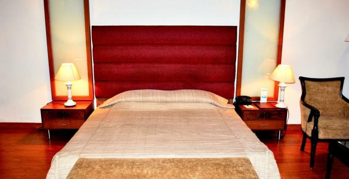 Hotel Shivalikview Chandigarh Ngoại thất bức ảnh