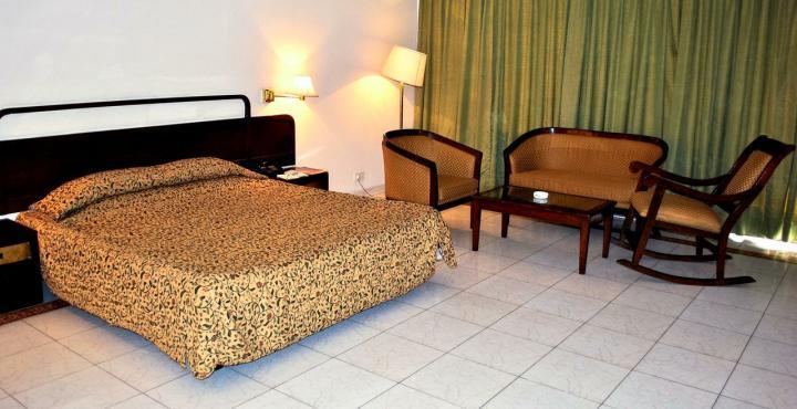 Hotel Shivalikview Chandigarh Ngoại thất bức ảnh